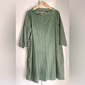 Versatile COS dress. A line. Fits a wide variety of bodies.